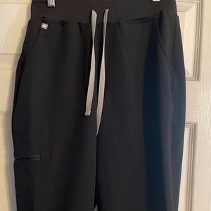 FIGS Zamora jogger scrub pants, black, high waisted, small